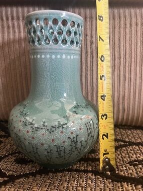 Celadon Green Porcelain Ceramic Flower Art Pottery Vase 8 Inches